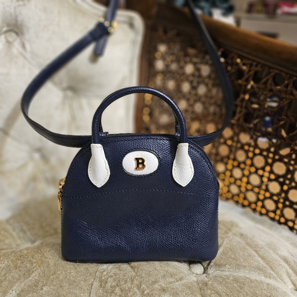 RARE Authentic BALLY beltbag/micro Handbag